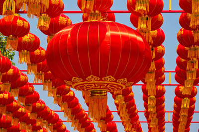 天空中的中國燈籠